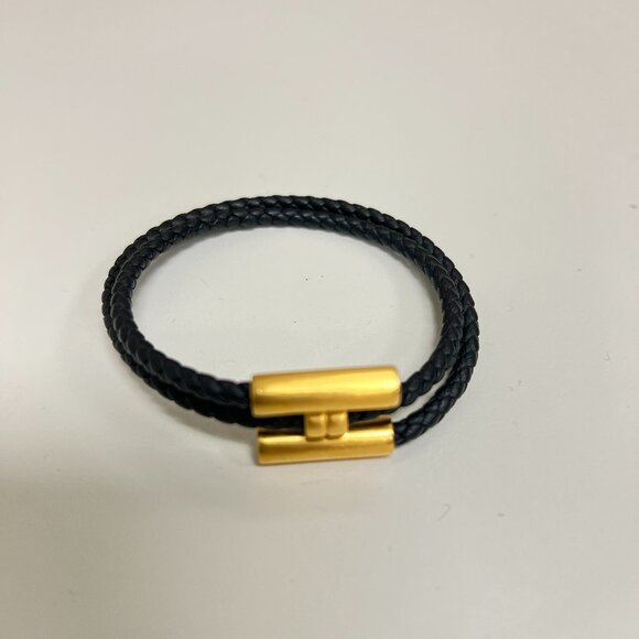 HERMES Tournis Tresse Bracelet - Noir Leather With Gold "H" -Shaped Clasp - Picture 1 of 1